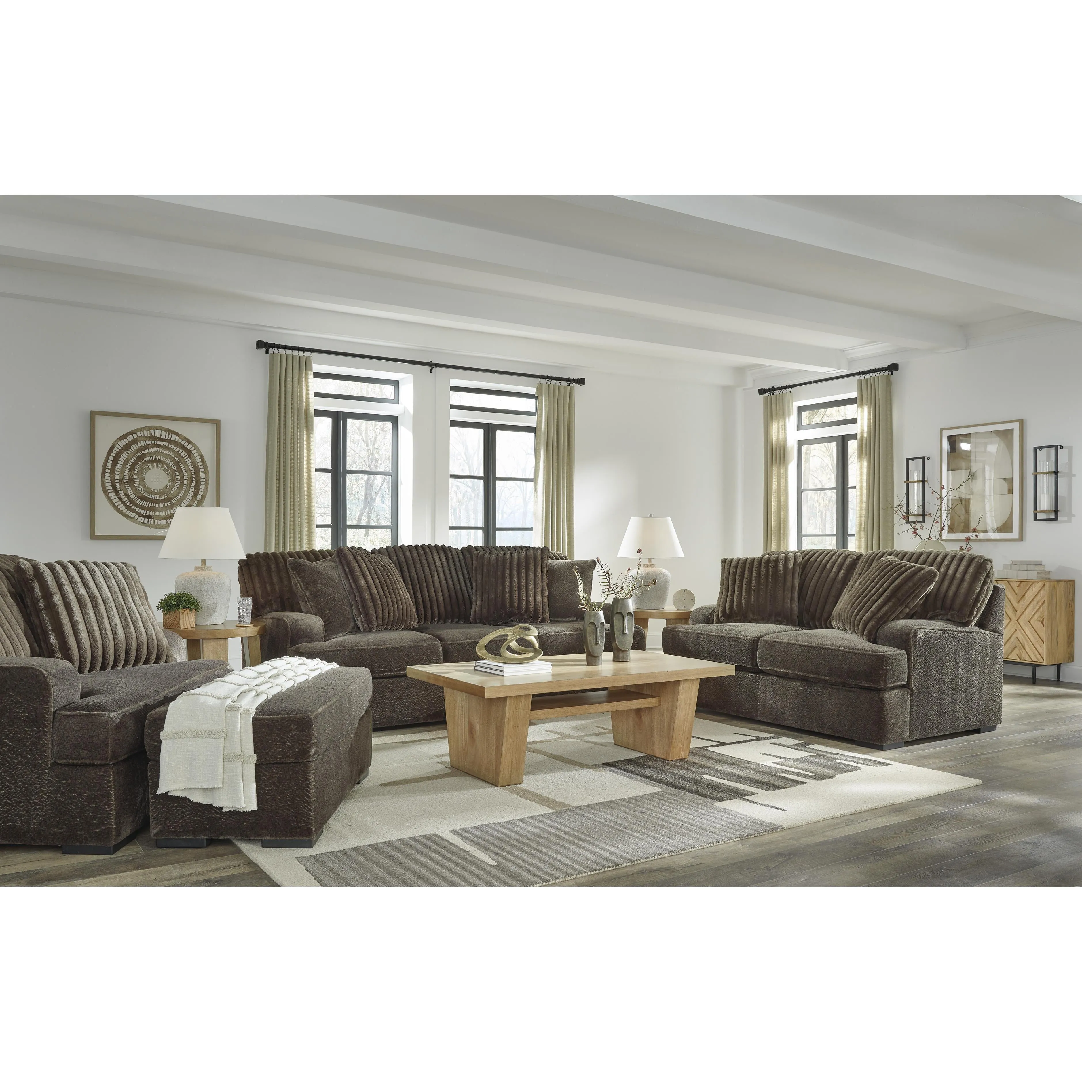 Benchcraft Aylesworth Stationary Fabric Chair with Ottoman 5370214/5370223