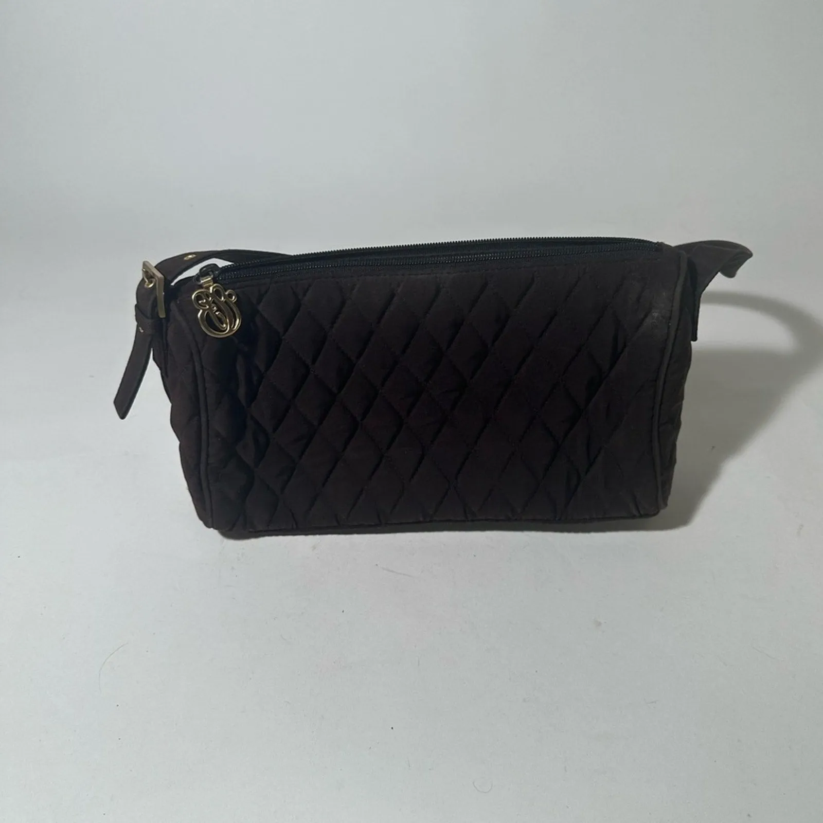 Elegant Black Quilted Shoulder Bag with Diamond Pattern
