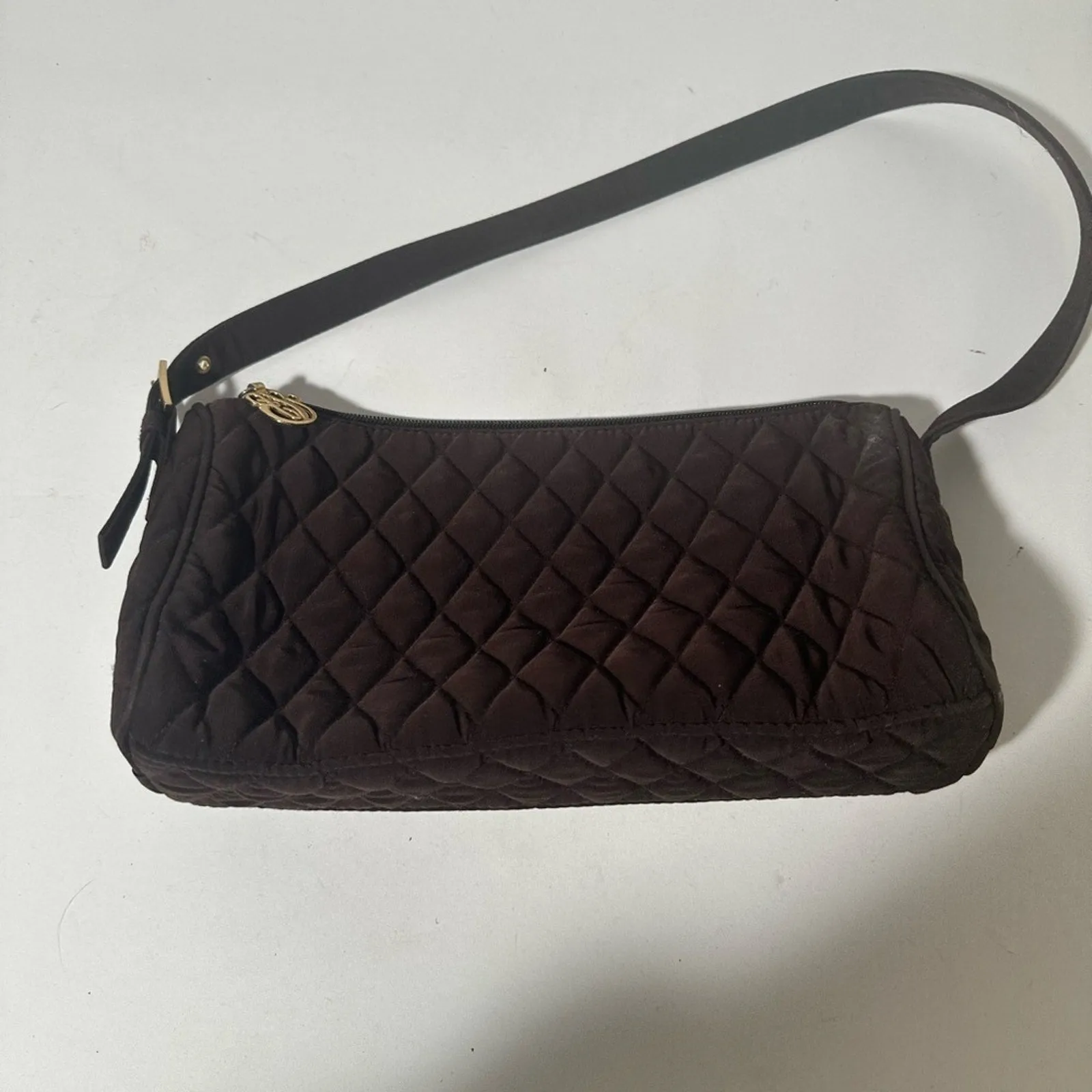 Elegant Black Quilted Shoulder Bag with Diamond Pattern