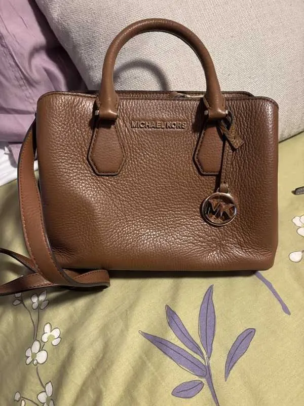 Greenwich Medium Logo Satchel