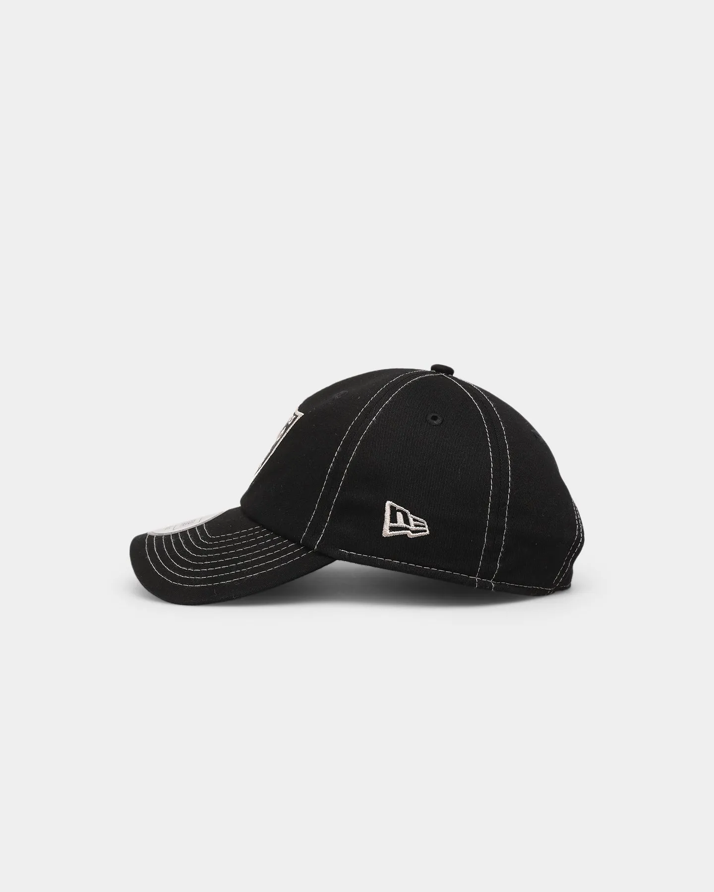 New Era Las Vegas Raiders 'Black Contrast' Casual Classic Strapback Black/Stone