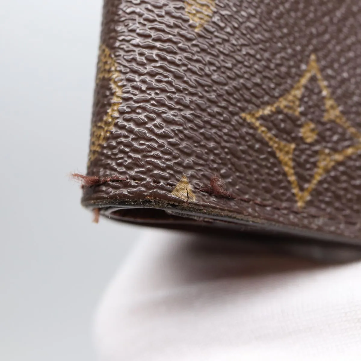 Trendy Inspired Louis Vuitton Monogram Compact Zip Wallet M61667 Lv Auth Bs17099